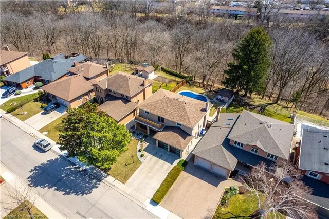 Additional property image - 68 Montmorency Dr