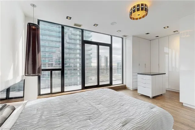 Additional property image - 2121 Lake Shore Blvd Unit UPH2701