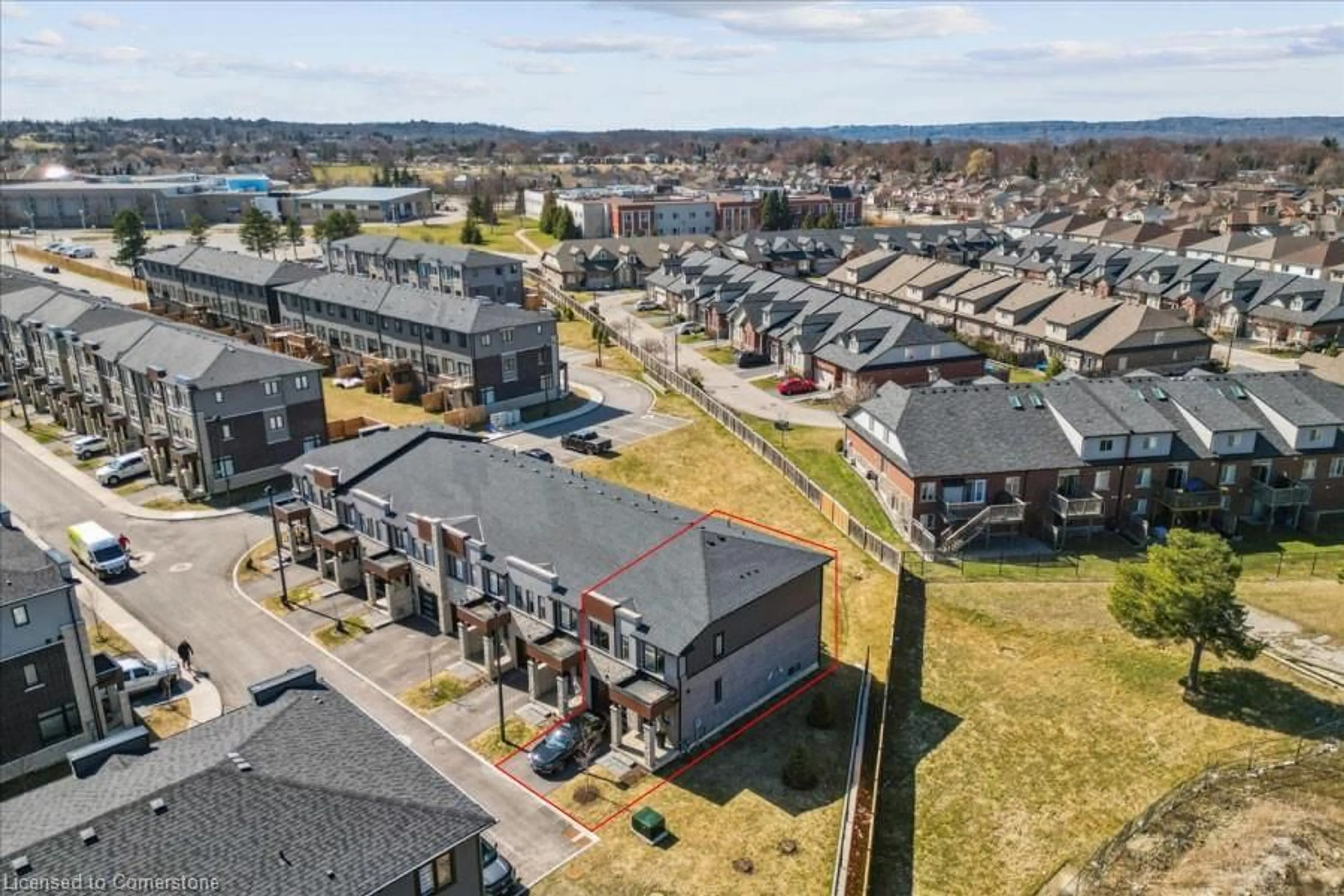 A pic from outside/outdoor area/front of a property/back of a property/a pic from drone, unknown for 67 Cadwell Lane, Hamilton Ontario L9C 0E8