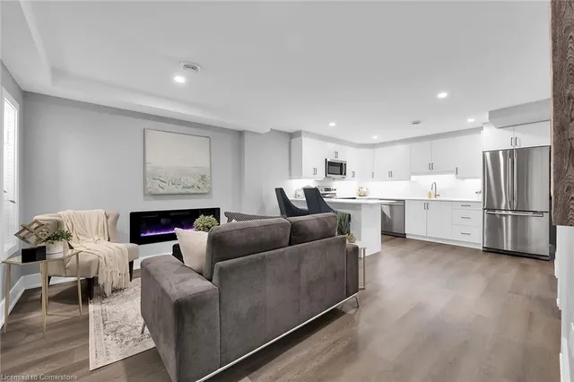 Additional property image - 8 Chartwell Cir