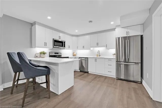 Additional property image - 8 Chartwell Cir