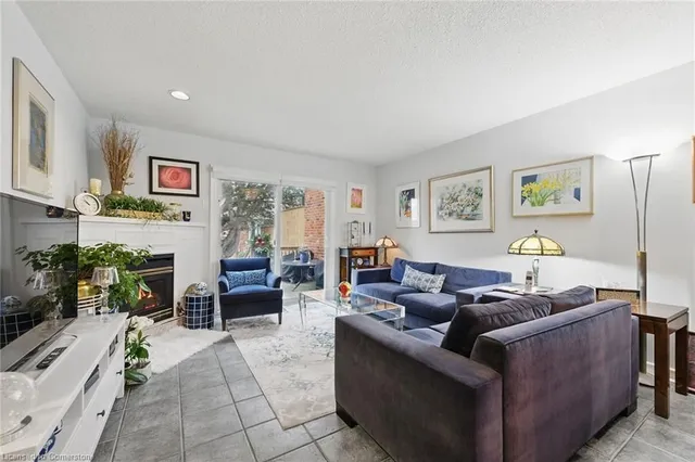 Additional property image - 810 Golf Links Rd Unit 31