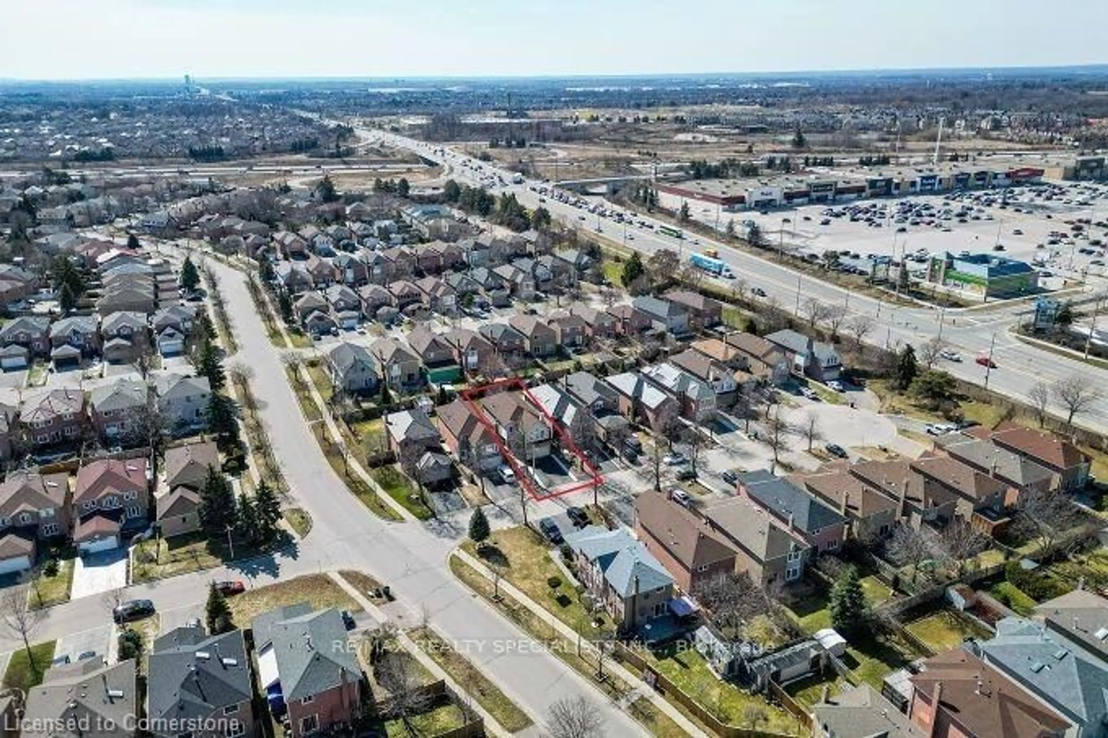 A pic from outside/outdoor area/front of a property/back of a property/a pic from drone, street for 6 Niles Crt, Brampton Ontario L6S 5T6