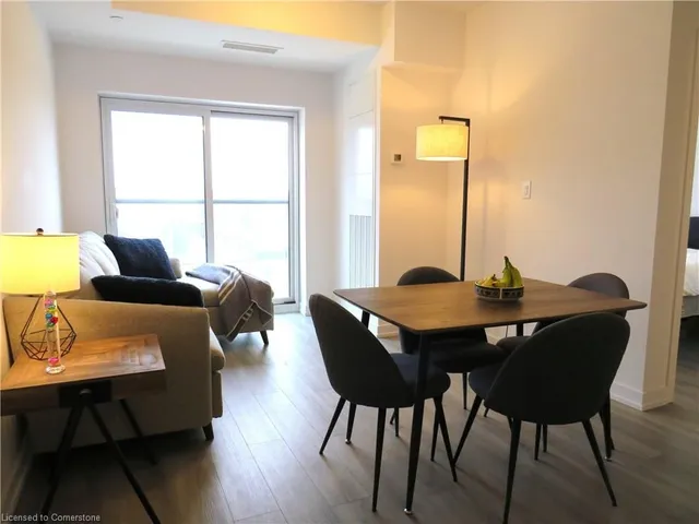 Additional property image - 470 Dundas St Unit 305