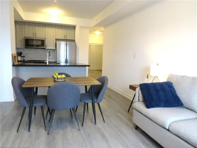 Additional property image - 470 Dundas St Unit 305