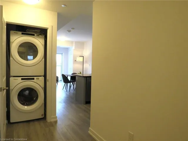 Additional property image - 470 Dundas St Unit 305