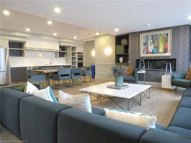 Additional property image - 470 Dundas St Unit 305