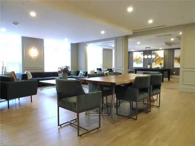 Additional property image - 470 Dundas St Unit 305