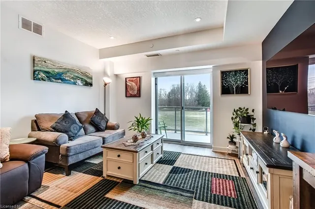 Additional property image - 16 Markle Cres Unit 403