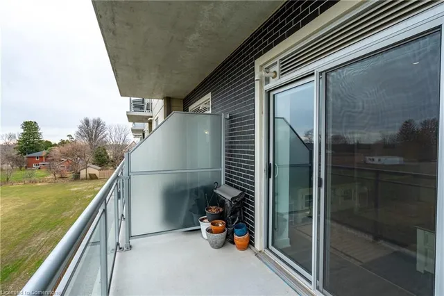 Additional property image - 16 Markle Cres Unit 403