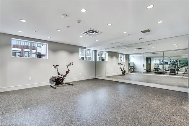 Additional property image - 16 Markle Cres Unit 403