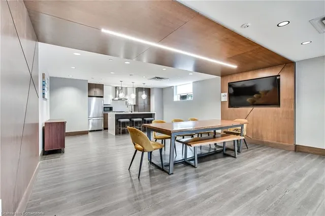 Additional property image - 16 Markle Cres Unit 403