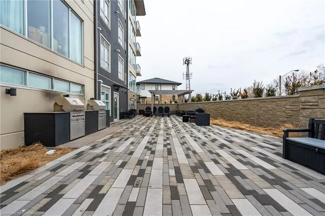 Additional property image - 16 Markle Cres Unit 403