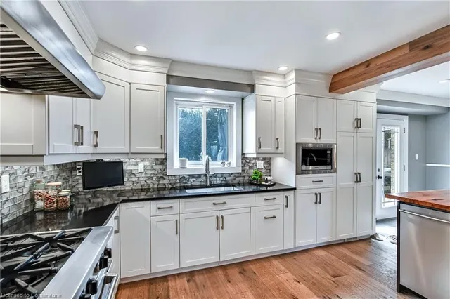 Additional property image - 27 Surrey Dr