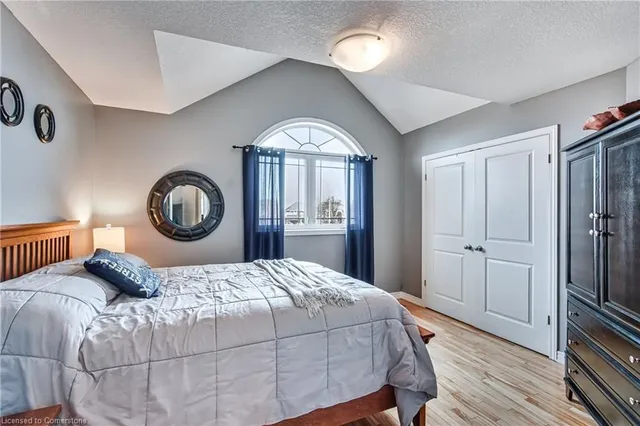 Additional property image - 27 Surrey Dr