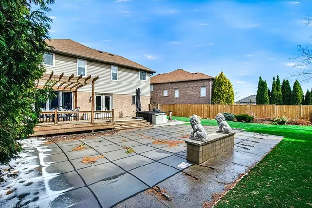 Additional property image - 27 Surrey Dr