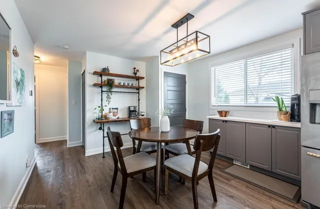 Additional property image - 14 Yorkdale Cres