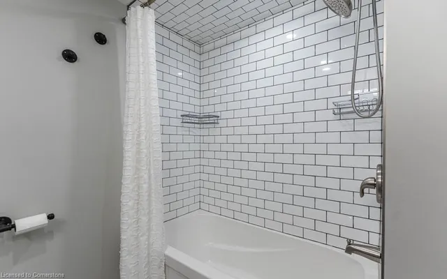 Additional property image - 14 Yorkdale Cres