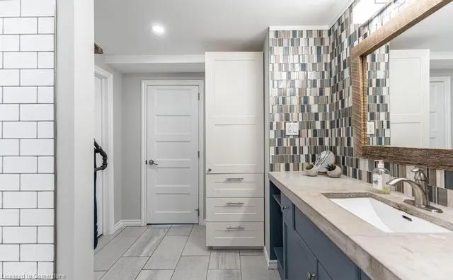 Additional property image - 14 Yorkdale Cres