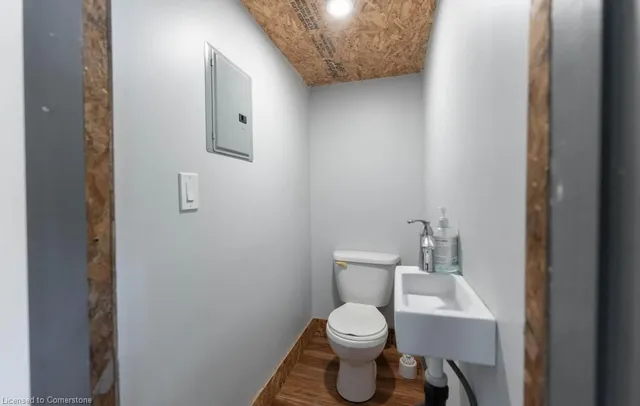 Additional property image - 14 Yorkdale Cres