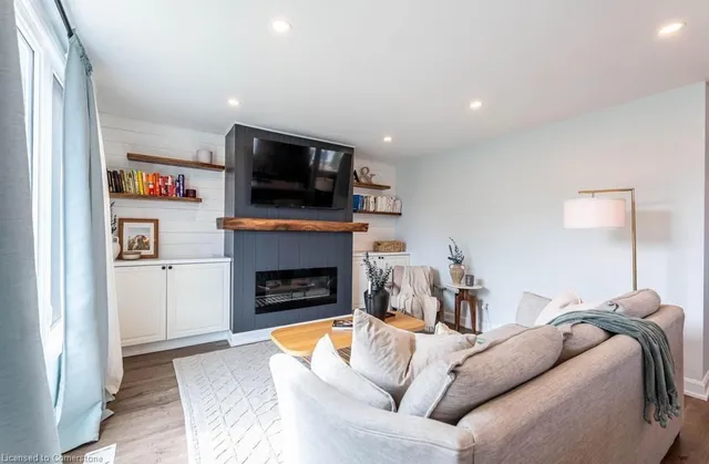 Additional property image - 14 Yorkdale Cres