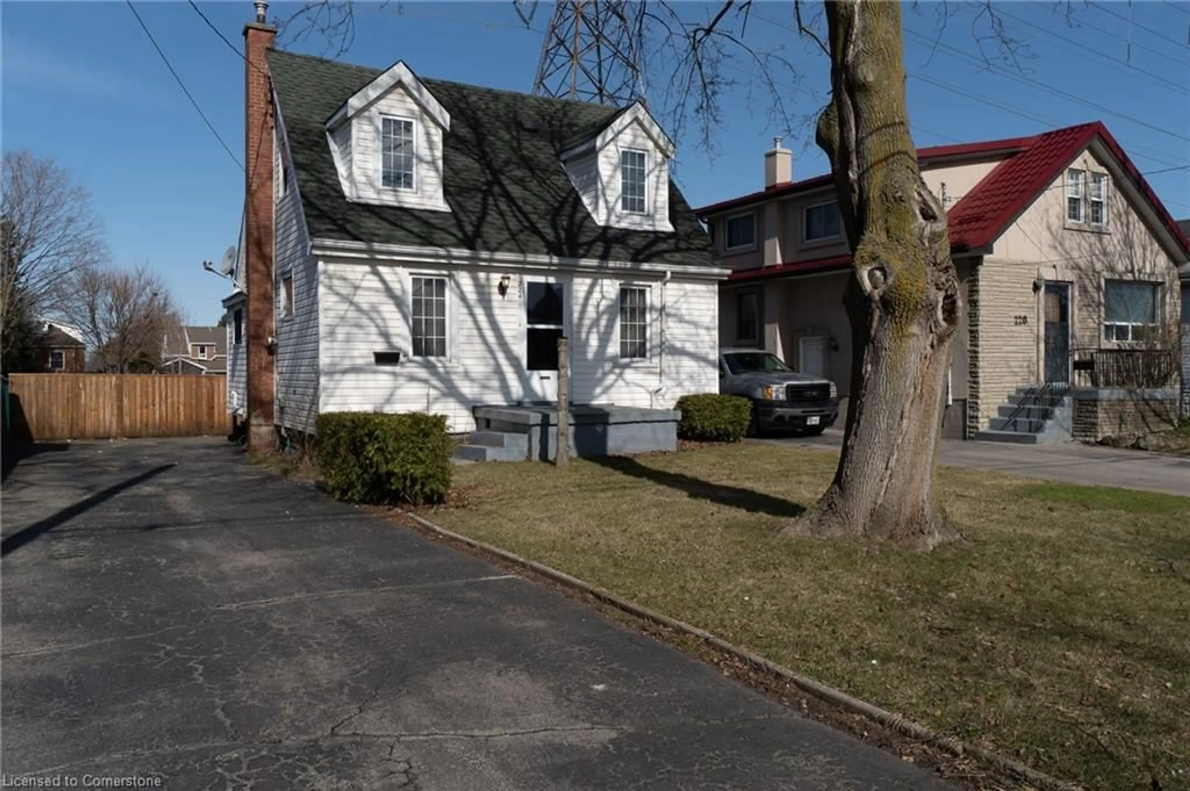 Unknown for 224 Cochrane Rd, Hamilton Ontario L8K 3G6