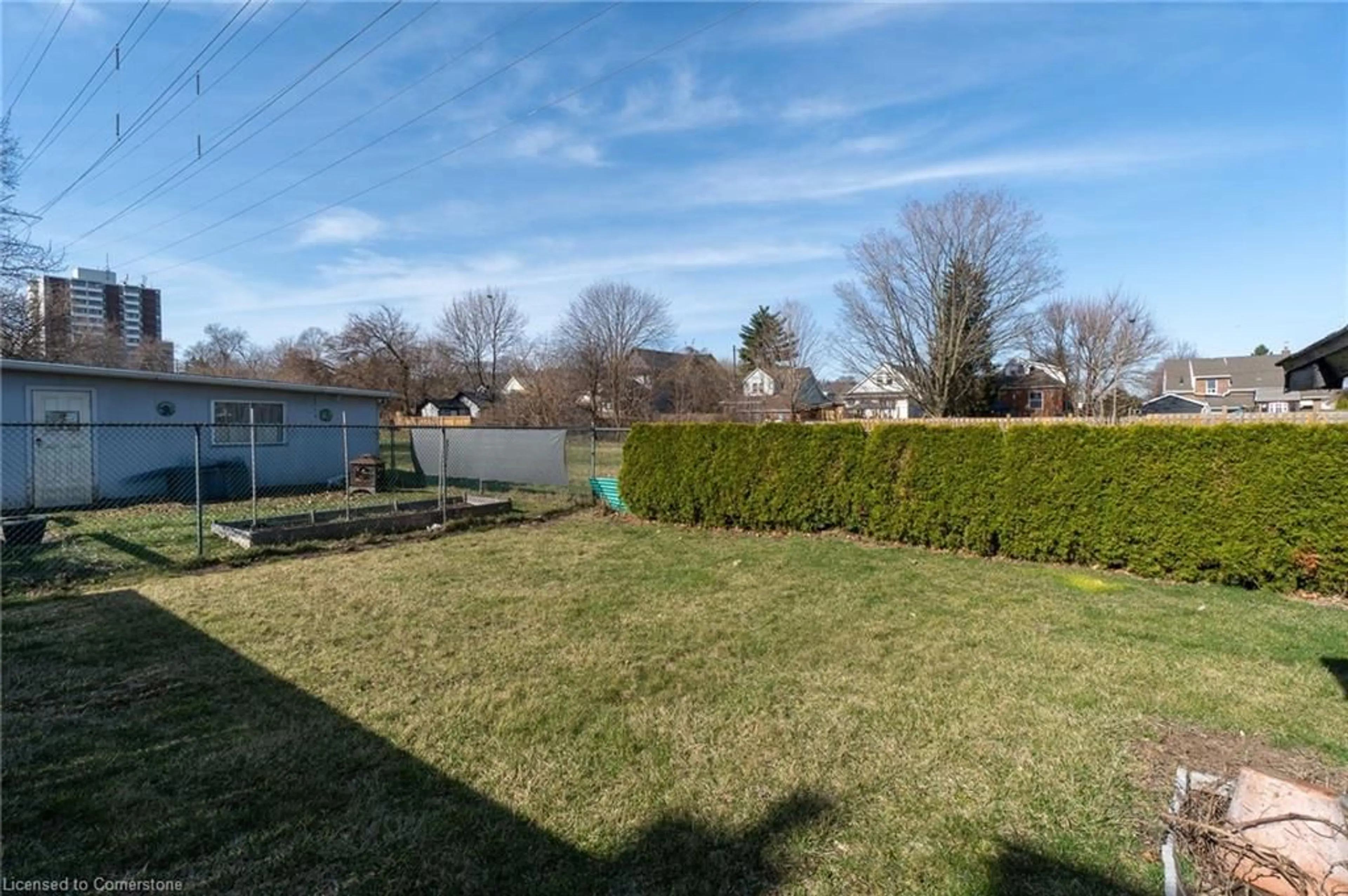 A pic from outside/outdoor area/front of a property/back of a property/a pic from drone, street for 224 Cochrane Rd, Hamilton Ontario L8K 3G6