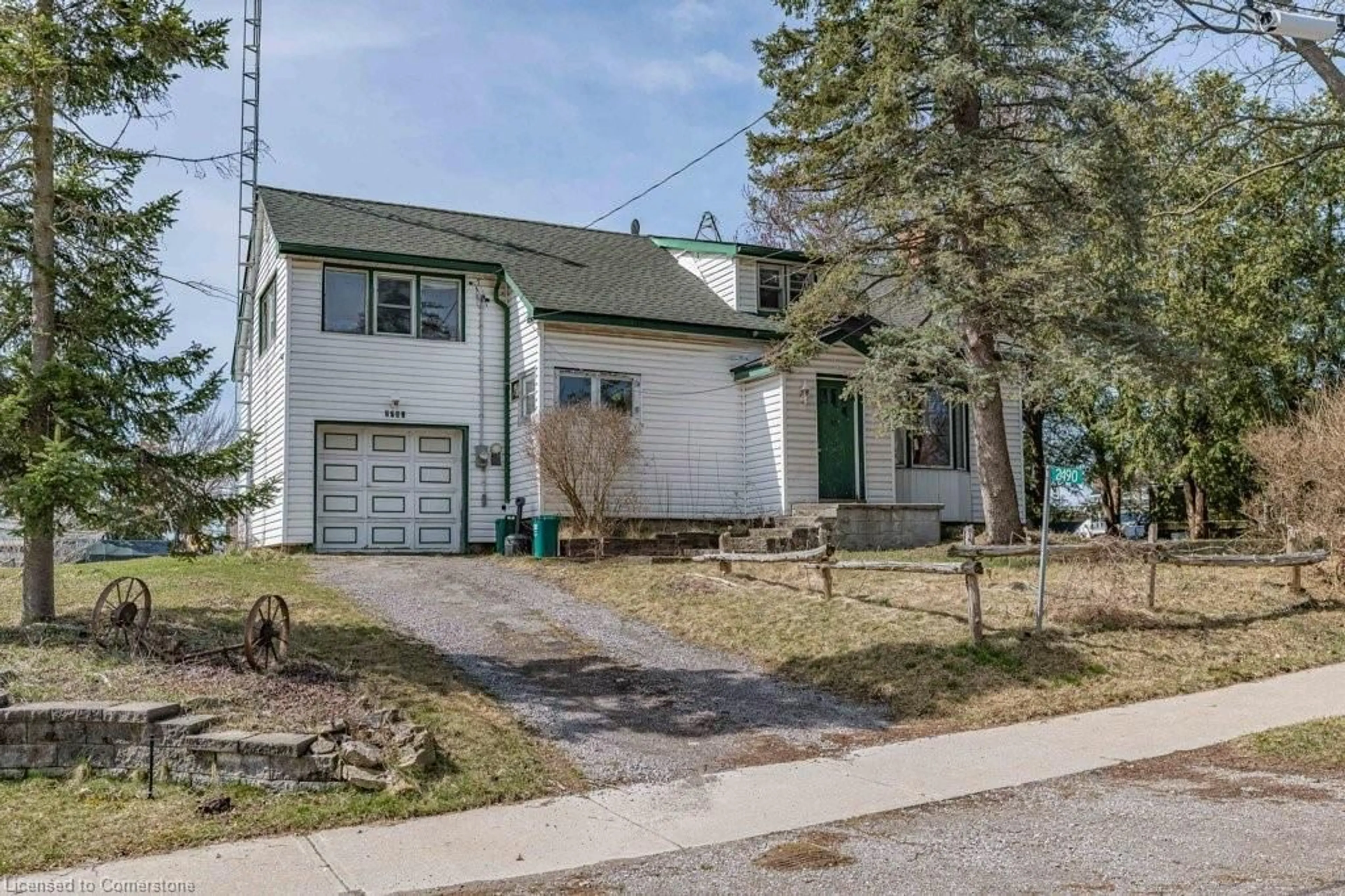 Home with vinyl exterior material, street for 2490 St Anns Rd, St. Anns Ontario L0R 1Y0