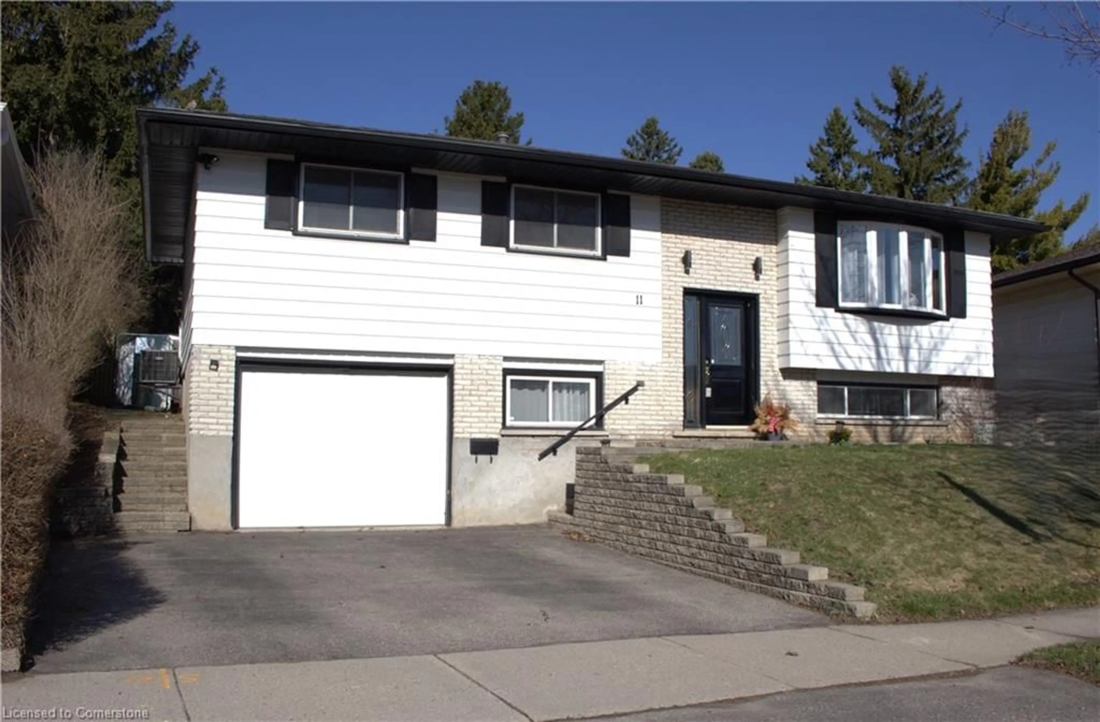 Home with vinyl exterior material, street for 11 Glen Park Cres, Kitchener Ontario N2N 1G1