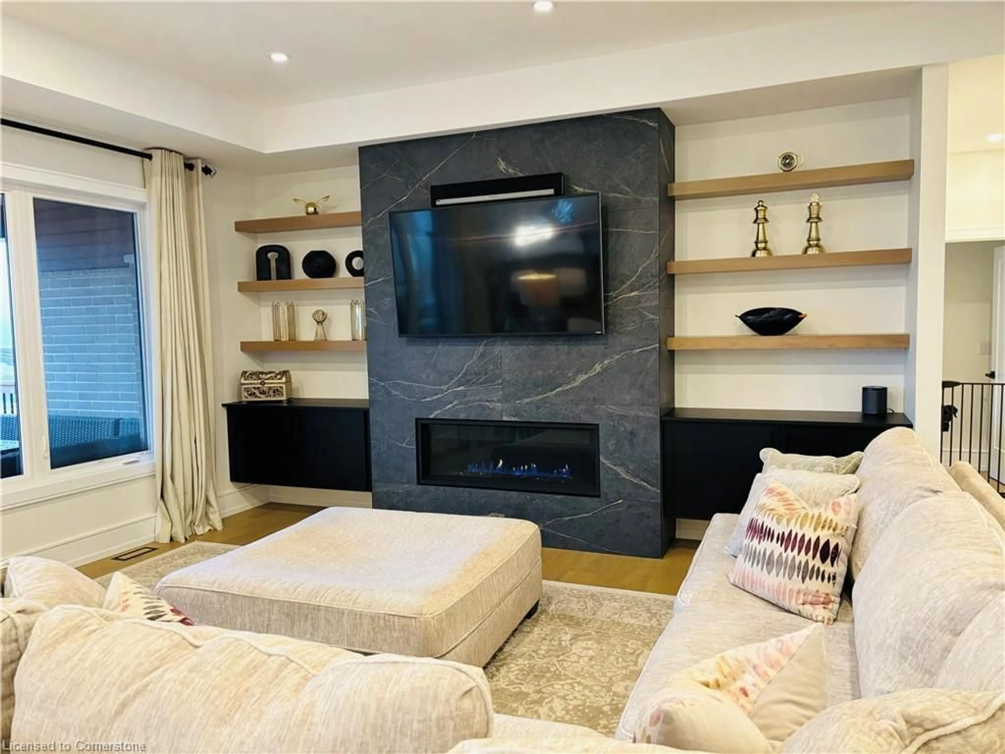 Living room with furniture, unknown for 3642 Vosburgh Pl, Campden Ontario L0R 1G0