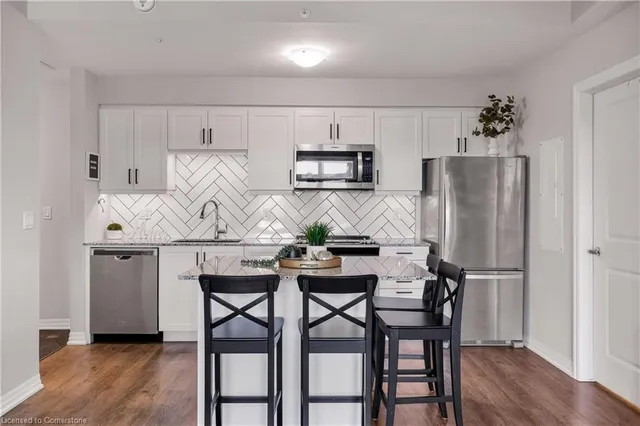 Additional property image - 195 Commonwealth St Unit 403