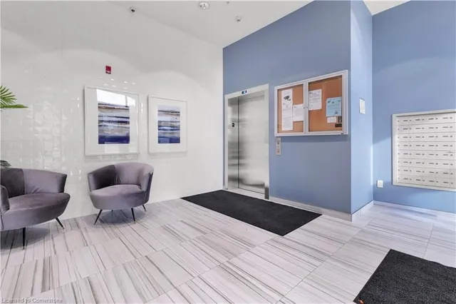Additional property image - 195 Commonwealth St Unit 403