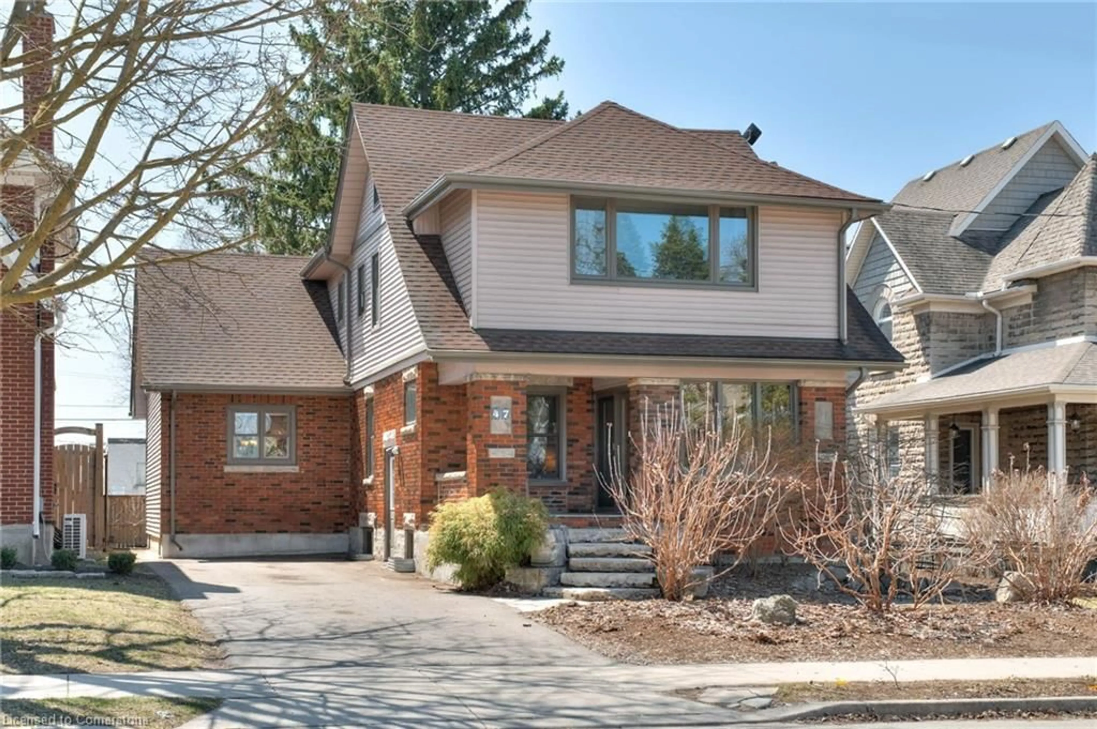 Home with brick exterior material, street for 47 Mary St, Kitchener Ontario N2H 3P9