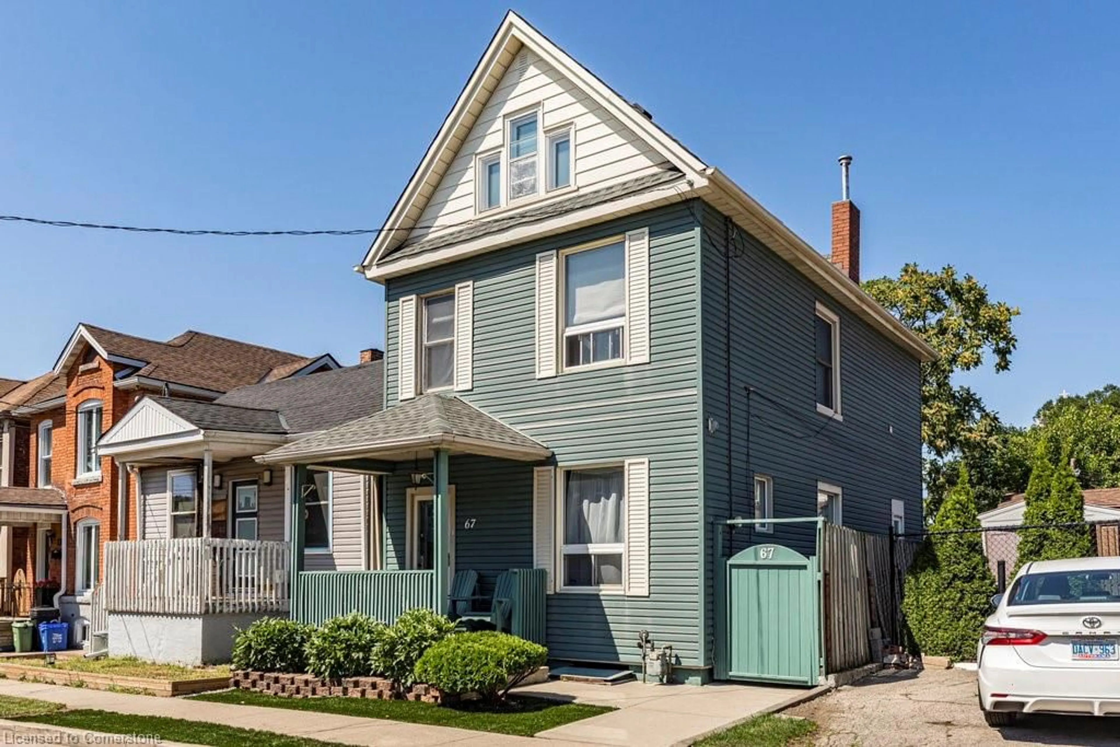 Home with vinyl exterior material, street for 67 Beechwood Ave, Hamilton Ontario L8L 2S5