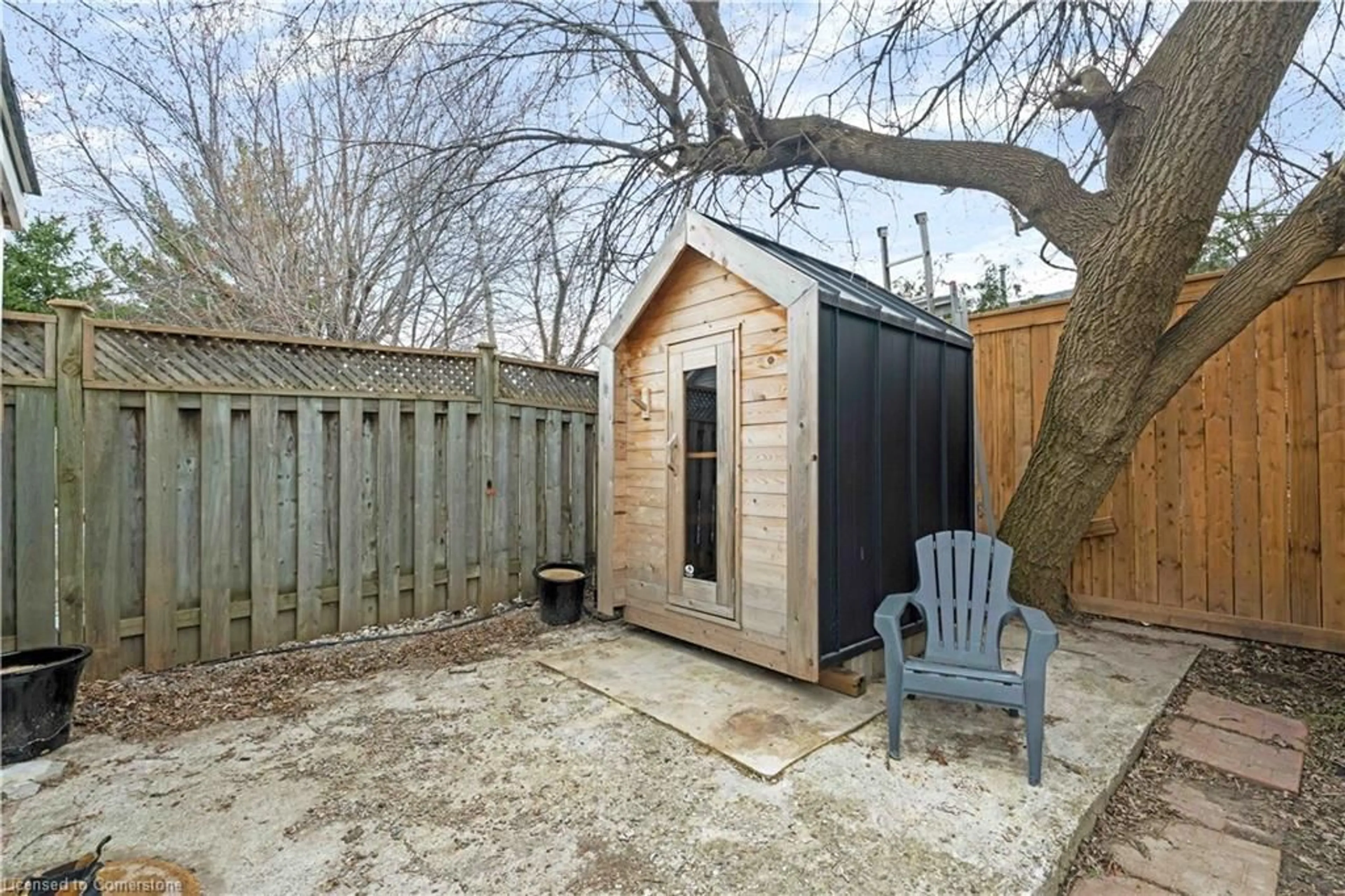 Shed for 25 Rogers Rd, Brampton Ontario L6X 1L7