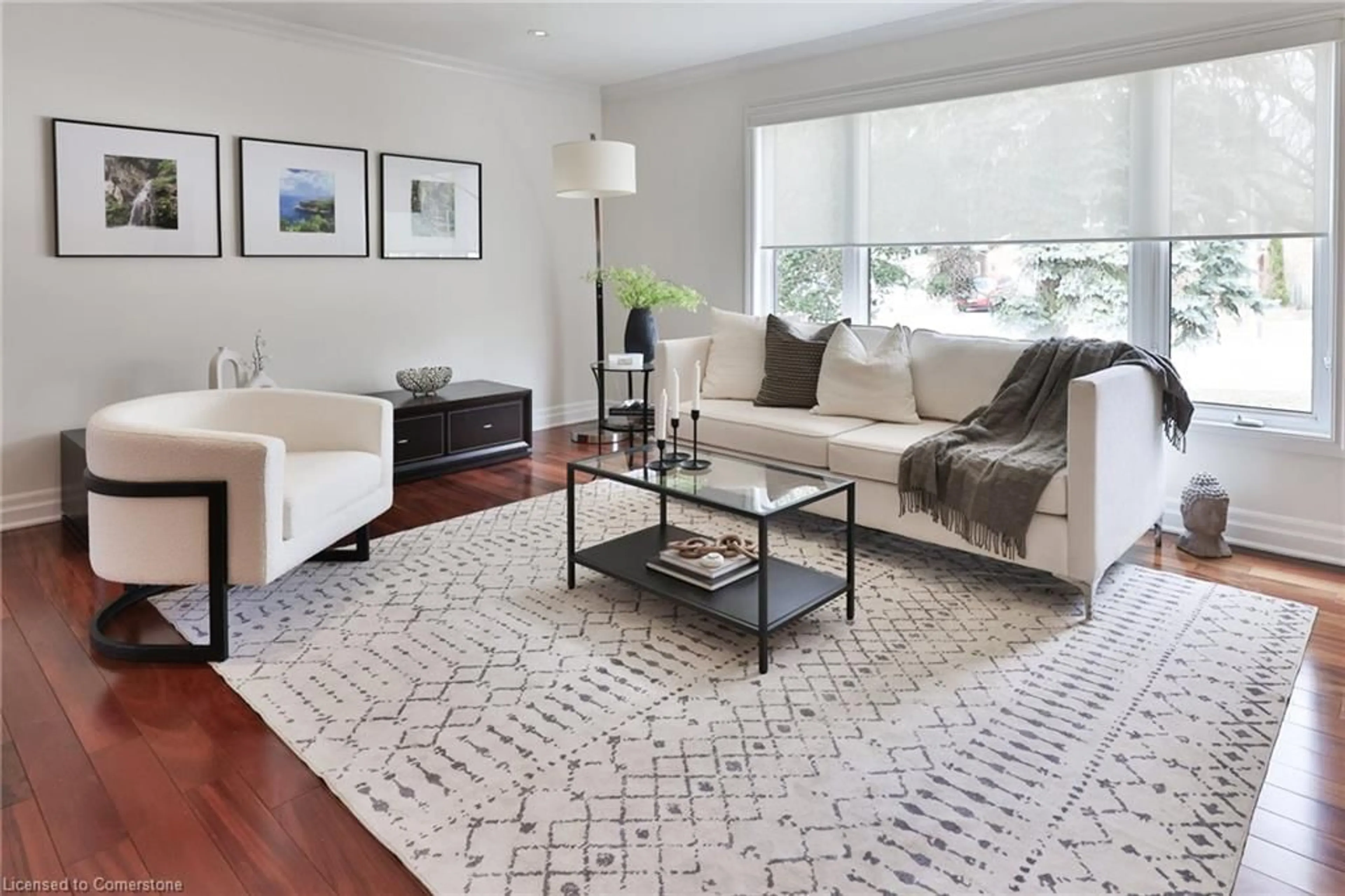 Living room with furniture, carpet floor for 2098 Constance Dr, Halton Ontario L6J 5X6