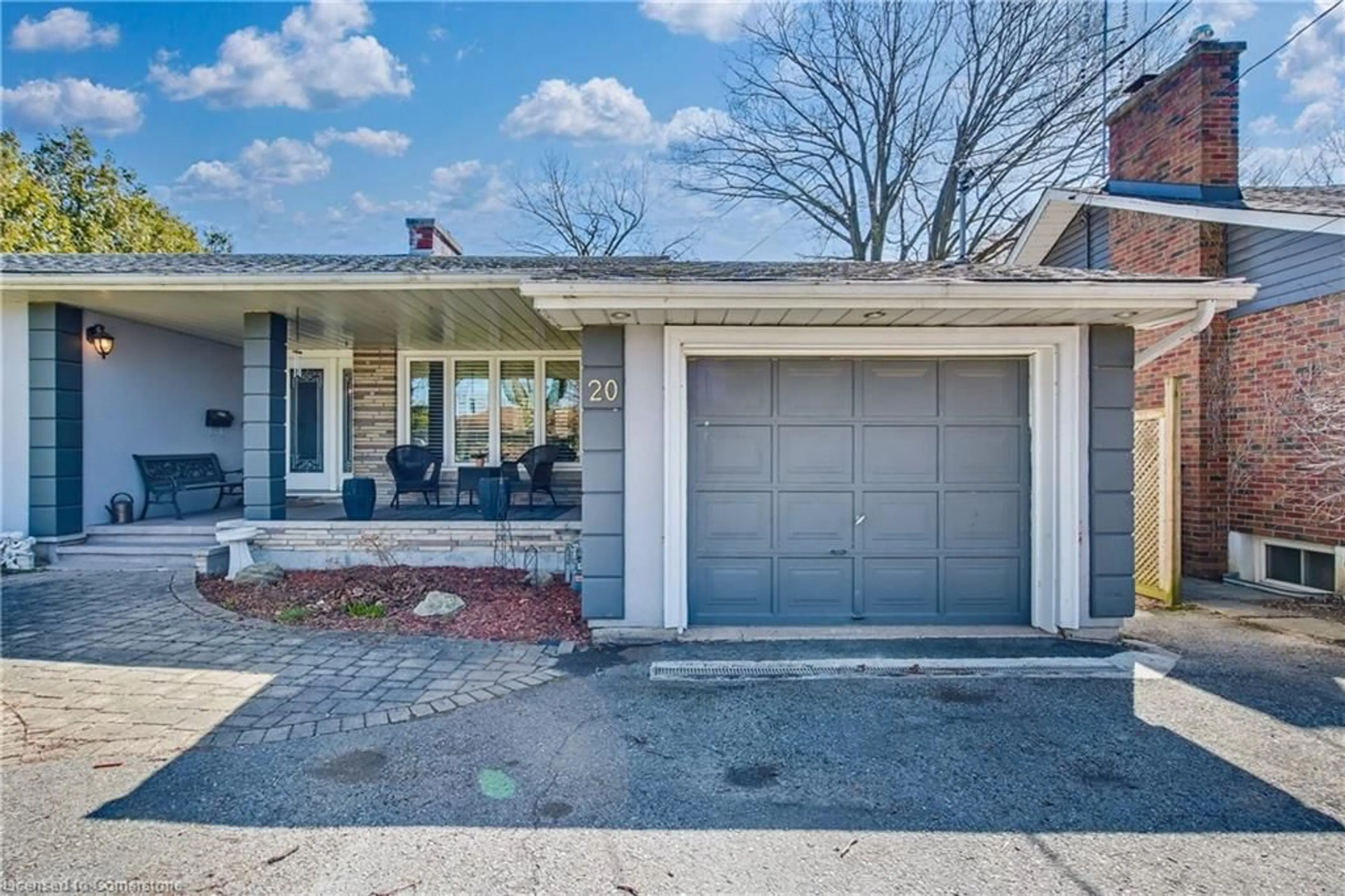Unknown for 20 Spring Garden Blvd, St. Catharines Ontario L2N 3P6