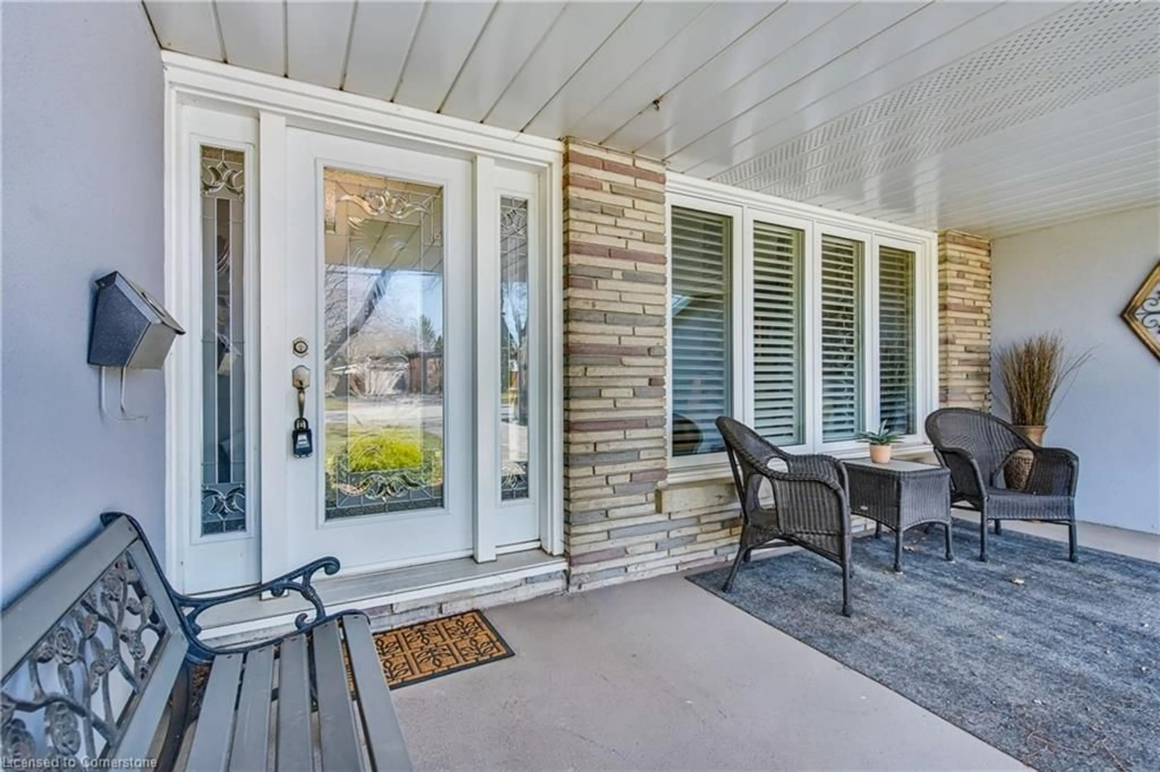 Unknown for 20 Spring Garden Blvd, St. Catharines Ontario L2N 3P6