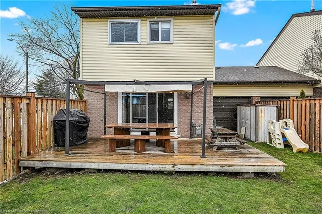 Additional property image - 45 Queenslea Dr Unit 63