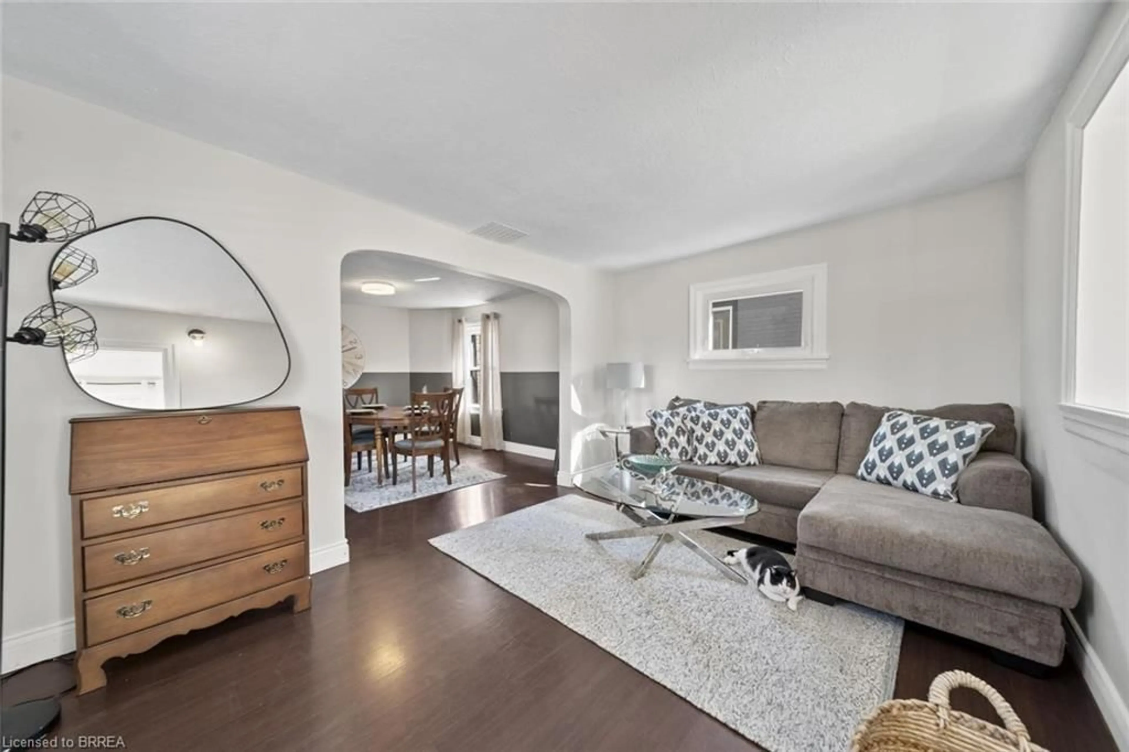 Living room with furniture, unknown for 68 Dumfries St, Paris Ontario N3L 2E4