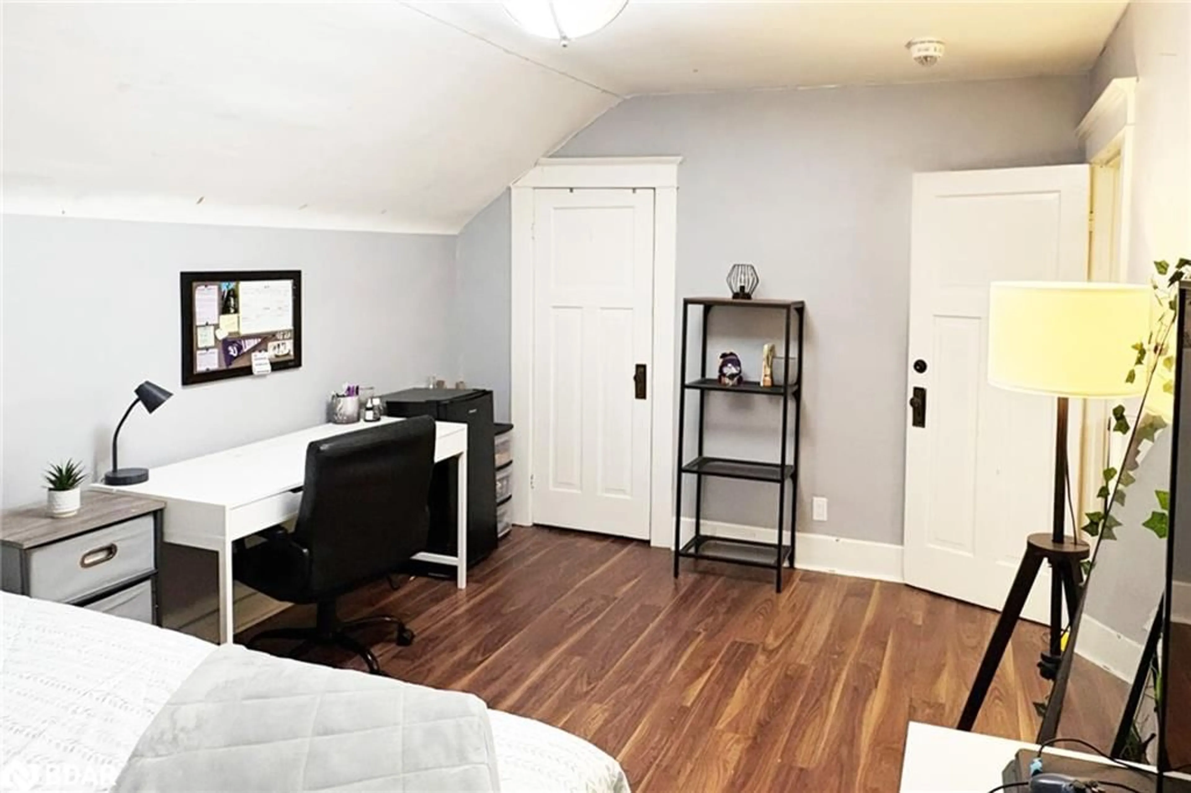 A pic of a room for 59 Laurel St, Waterloo Ontario N2J 2H3