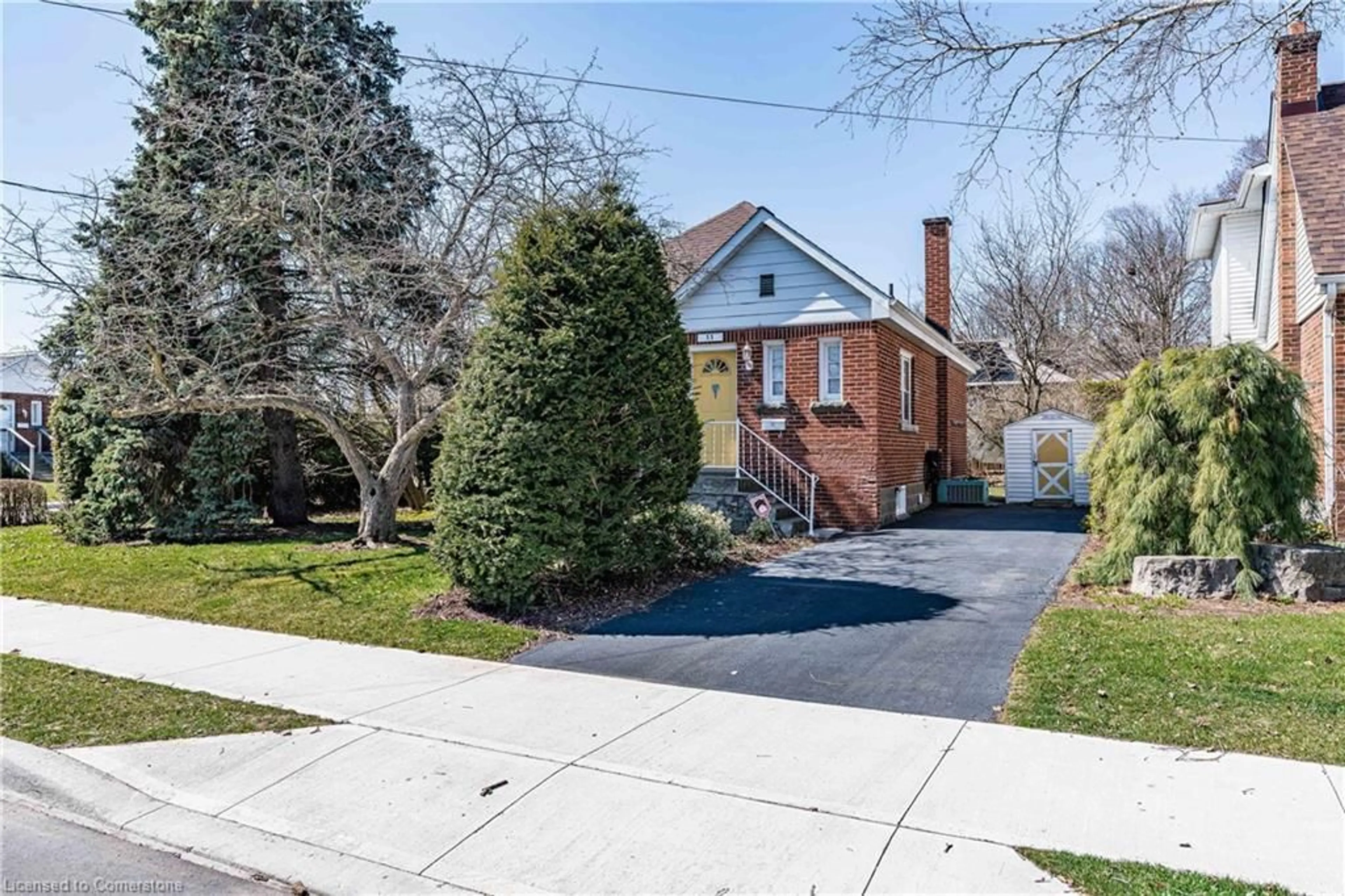 Home with brick exterior material, street for 55 East St, Dundas Ontario L9H 1P2