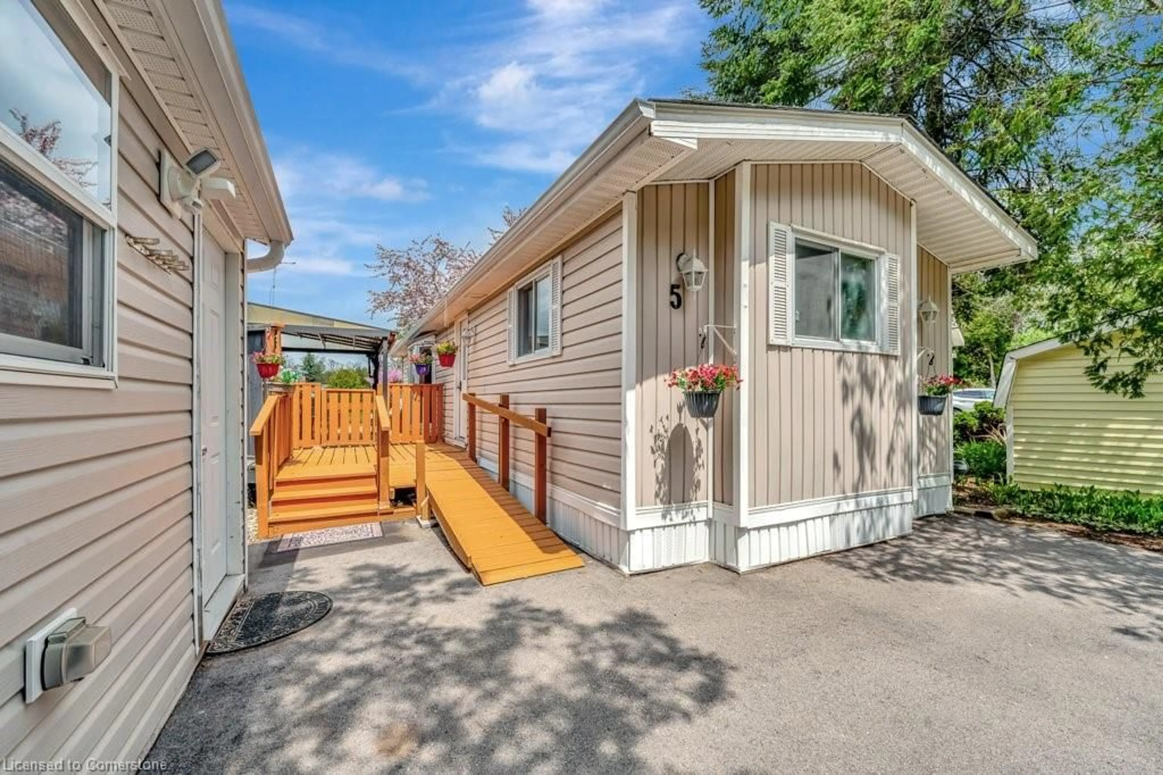 Unknown for 5 Bush Lane, Puslinch Ontario N1H 6H9