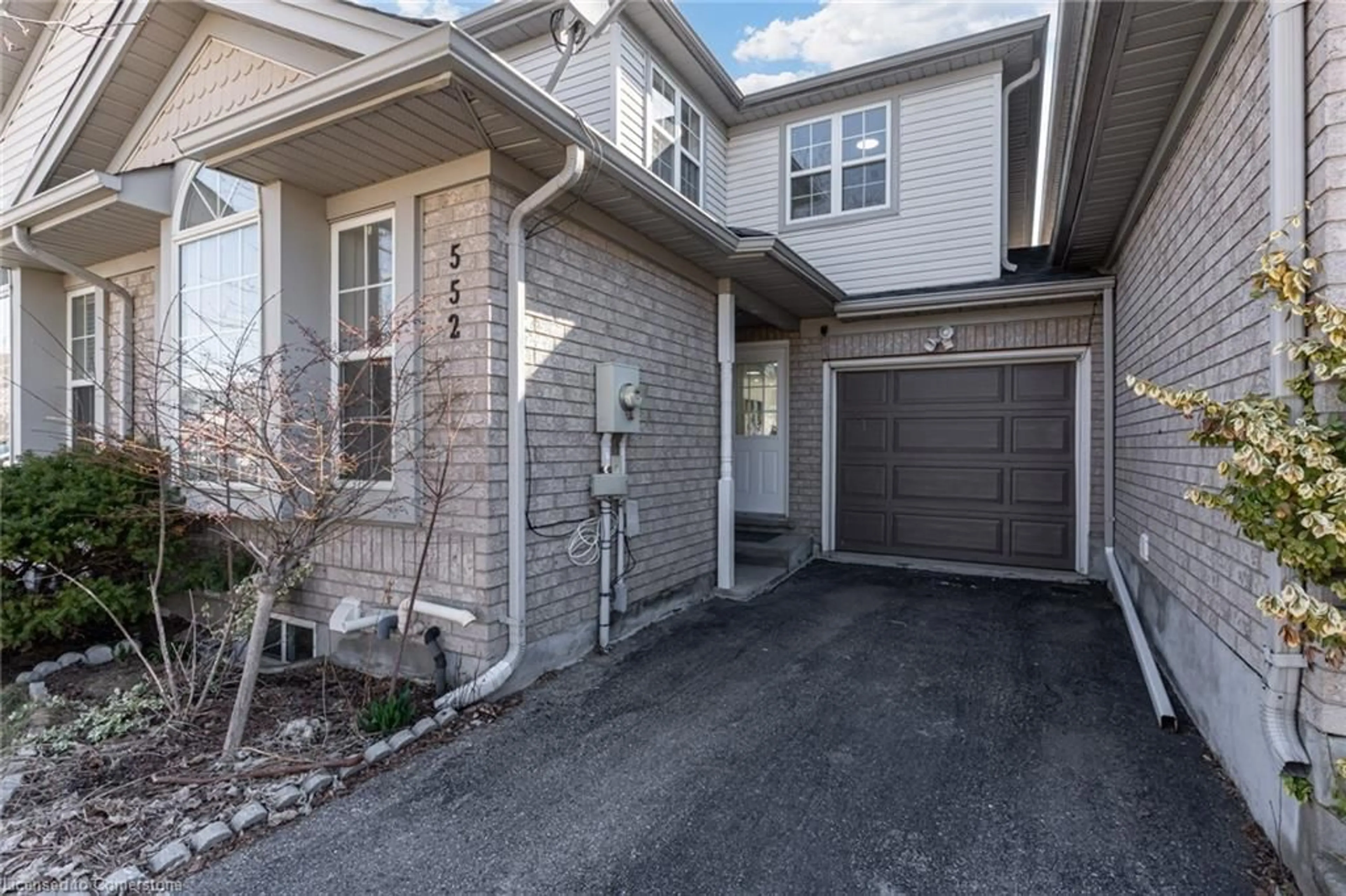 Unknown for 552 Dansbury Dr, Waterloo Ontario N2K 4E2