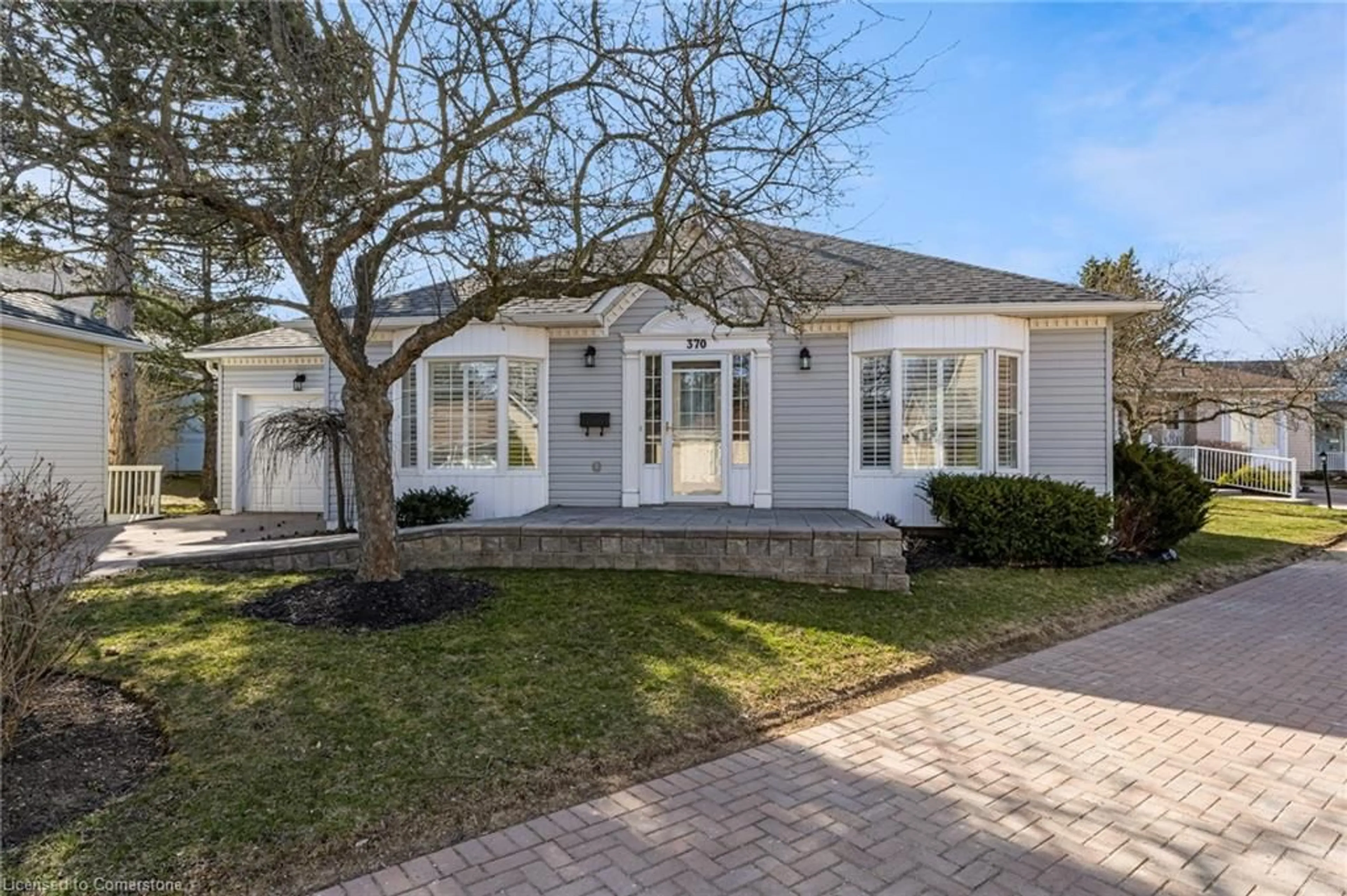 Home with vinyl exterior material, street for 370 Silverbirch Blvd #28, Hamilton Ontario L0R 1W0