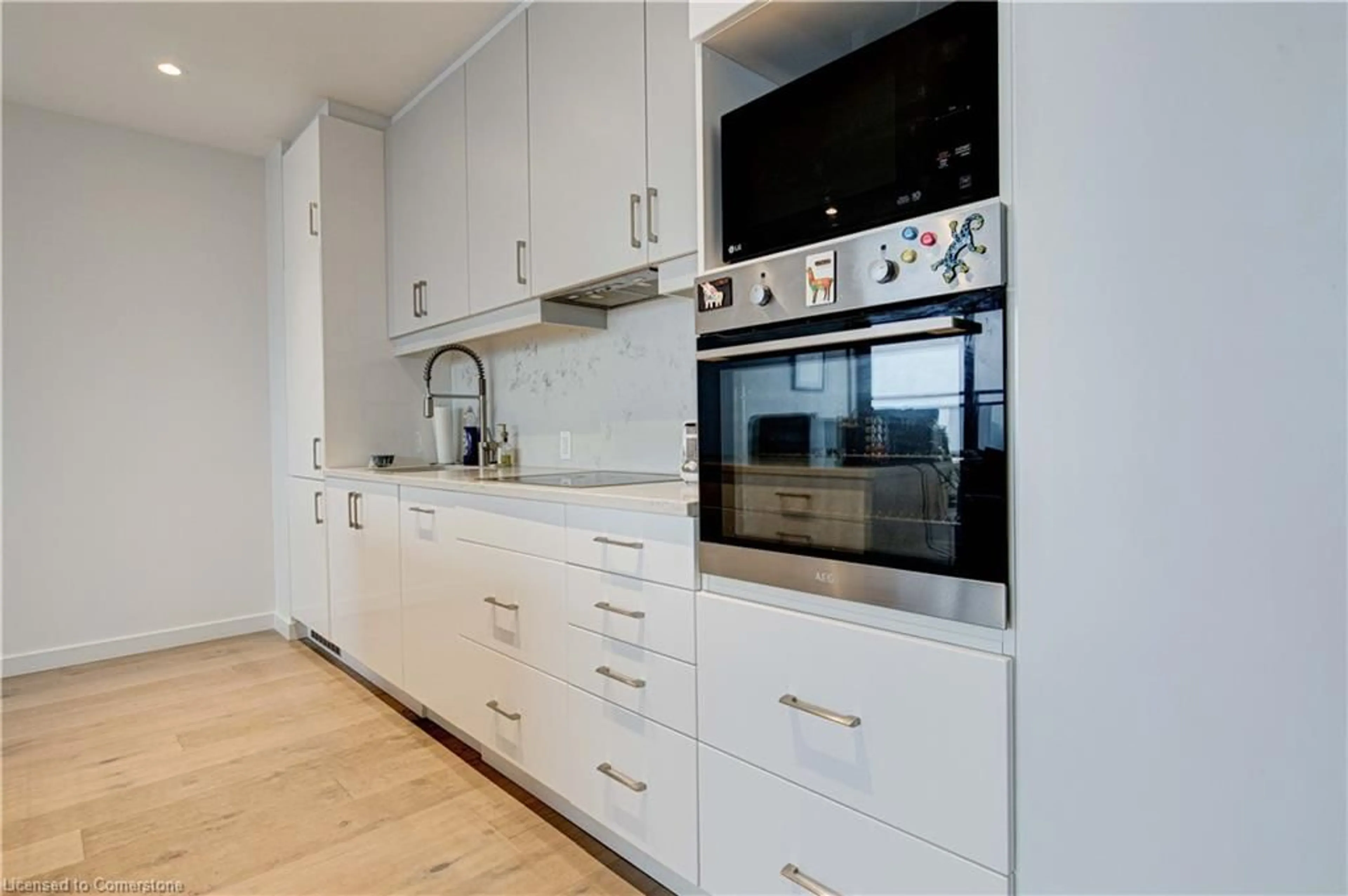 Contemporary kitchen, unknown for 181 King St #1205, Waterloo Ontario N2J 0E7