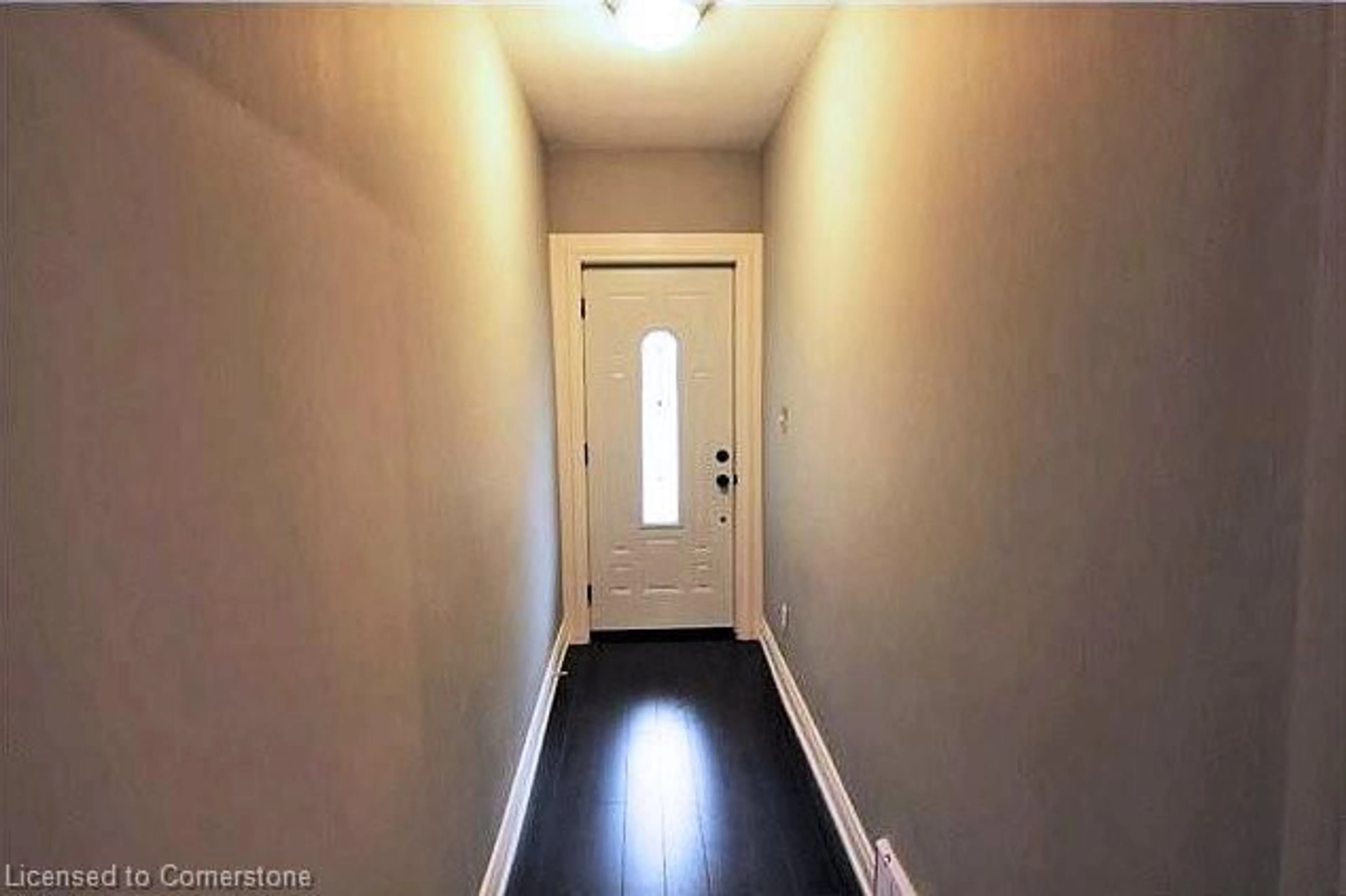 Indoor entryway for 165 Barnesdale Ave, Hamilton Ontario L8L 6T3