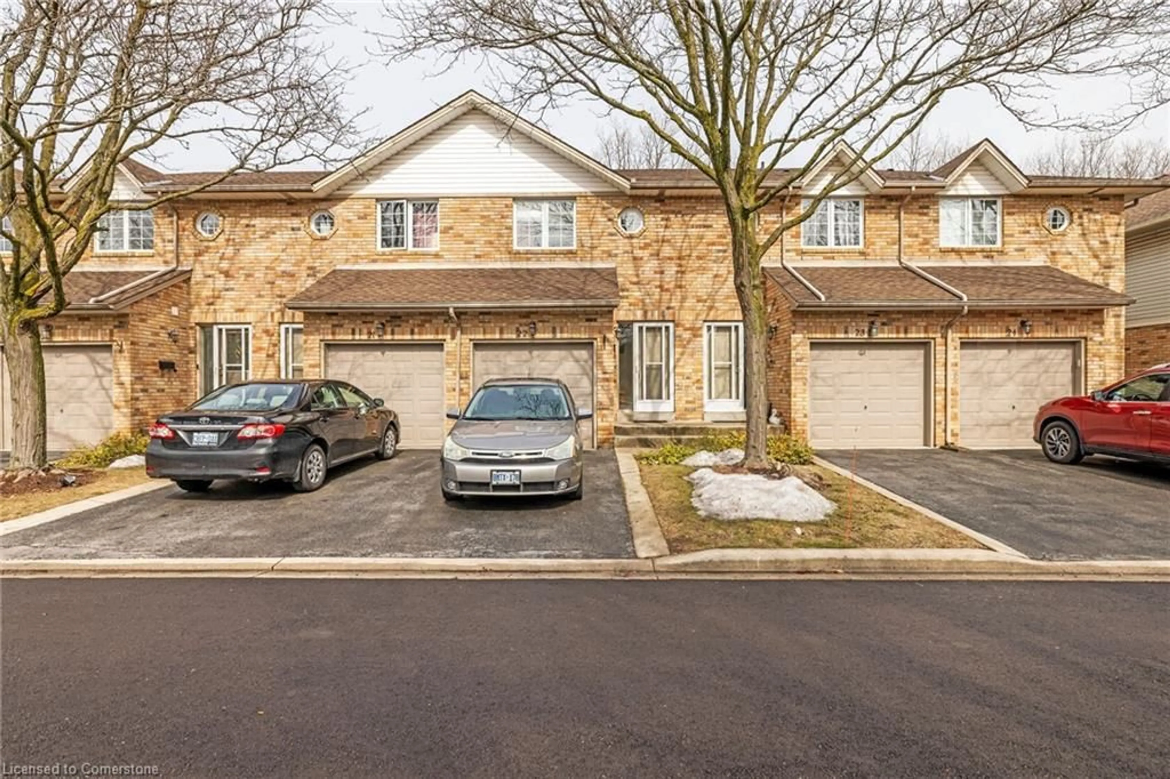 A pic from outside/outdoor area/front of a property/back of a property/a pic from drone, street for 2015 Cleaver Ave #22, Burlington Ontario L7M 4J7