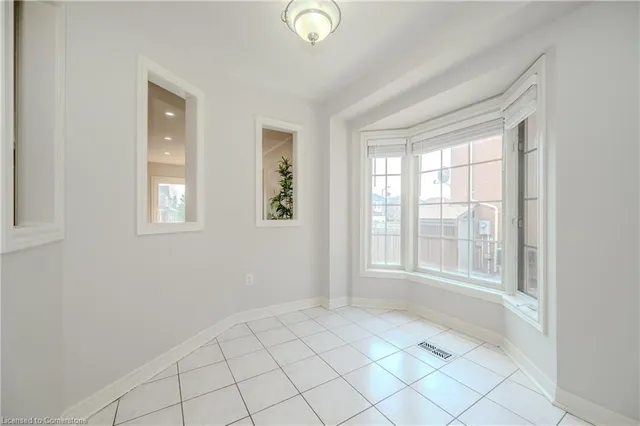 Additional property image - 105 Desert Sand Dr