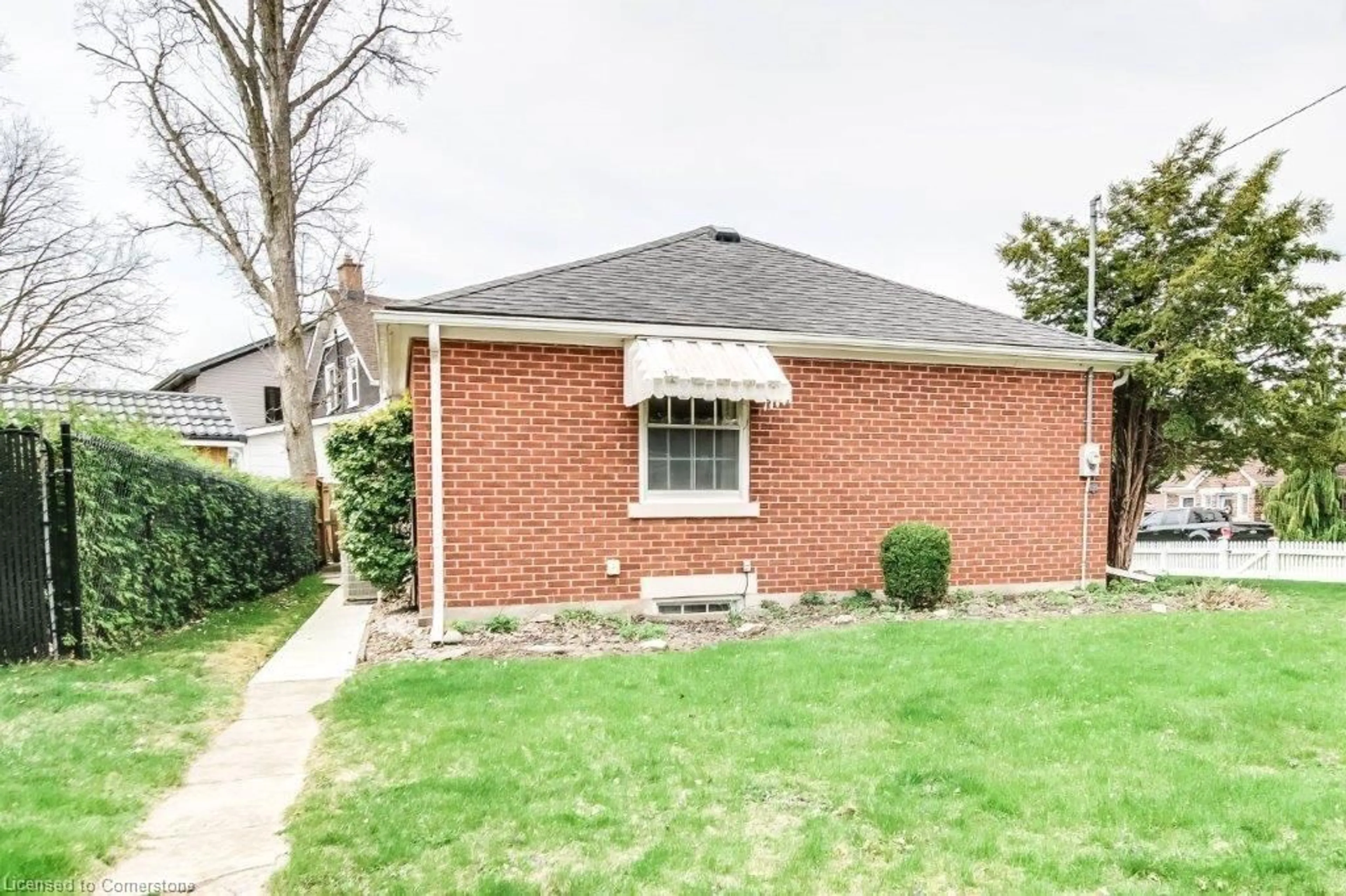 Home with brick exterior material, street for 419 Dover St, Cambridge Ontario N3H 1L9
